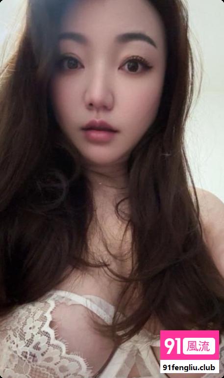 罗湖妖媚一笑